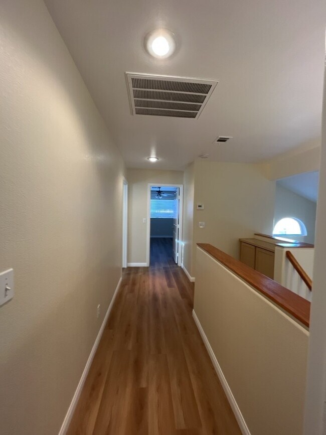 Building Photo - Encounter the ultimate luxury living experience with this 4-bedroom, 2197 sq ft house