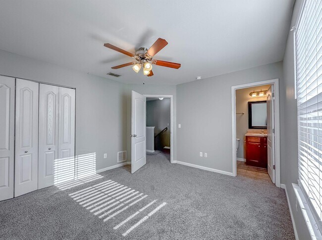 Building Photo - 1988 Green Castle Ln