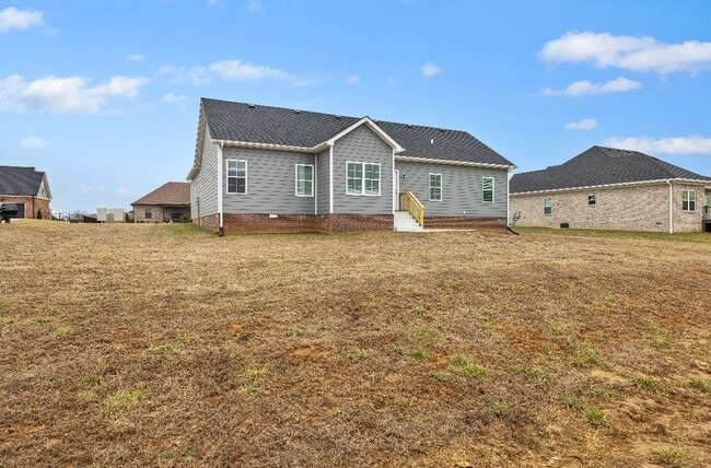 Building Photo - 1112 Andover Dr