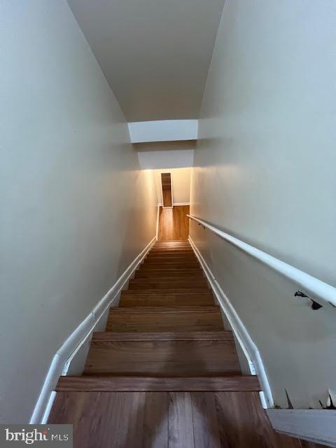 Building Photo - 109 Chelsea Ct NE
