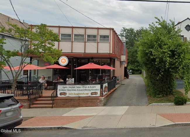 Primary Photo - 1725 Union St