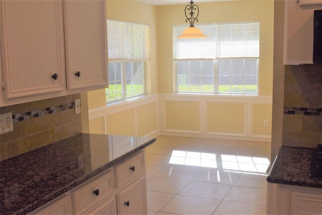Building Photo - 6207 Northway Dr