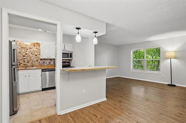 Building Photo - 2700 Whitney Pl