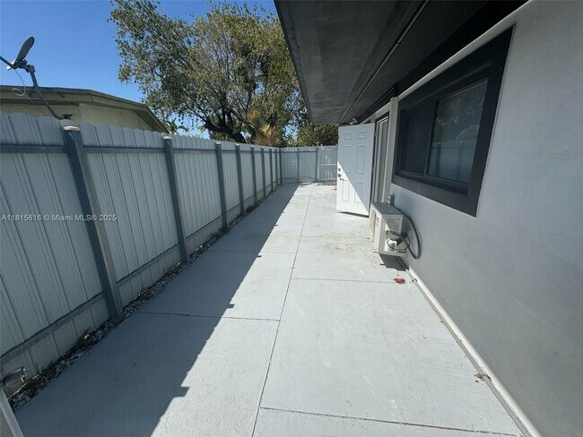 Building Photo - 14460 SW 289th St