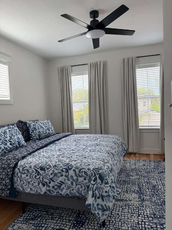 Building Photo - 1318 N 34th St