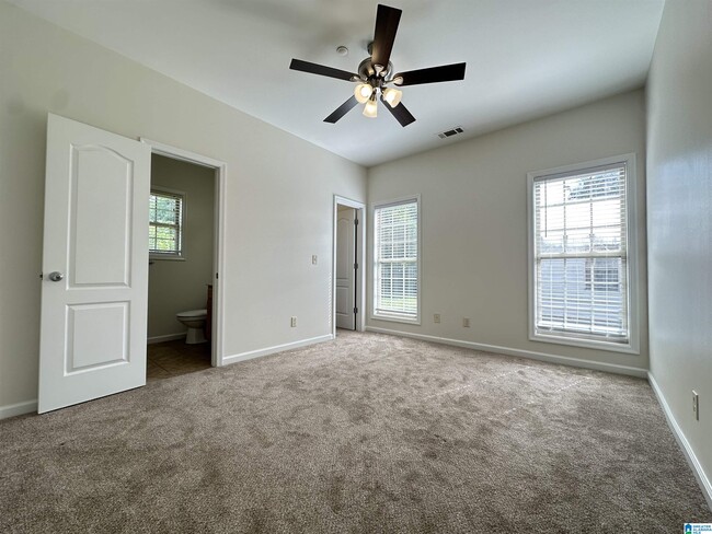 Building Photo - 114 Vann Cir