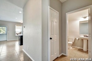 Building Photo - 1447 Kedros