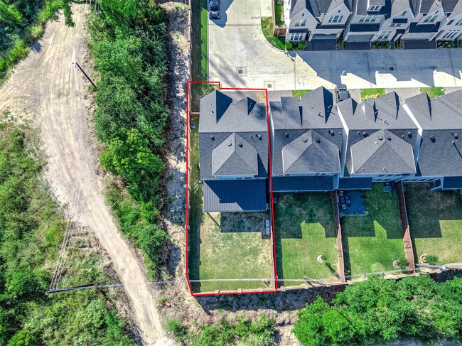 Building Photo - 3102 Somerset Levens Ln