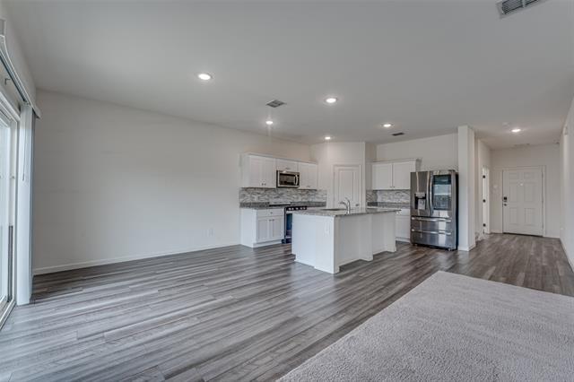 Building Photo - 767 Camden Dr