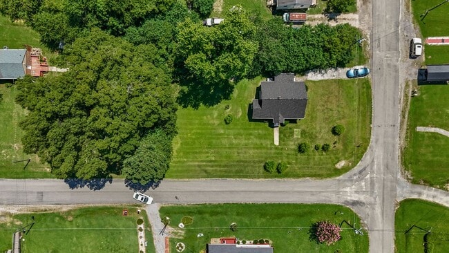 Building Photo - Updated 4-Bedroom Home in Blackstone!