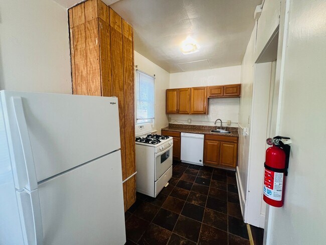 Building Photo - 759 Garrison Ave