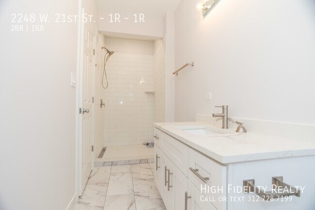 Building Photo - 2248 W 21st St