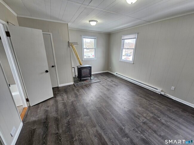 Building Photo - 134 Bristol St