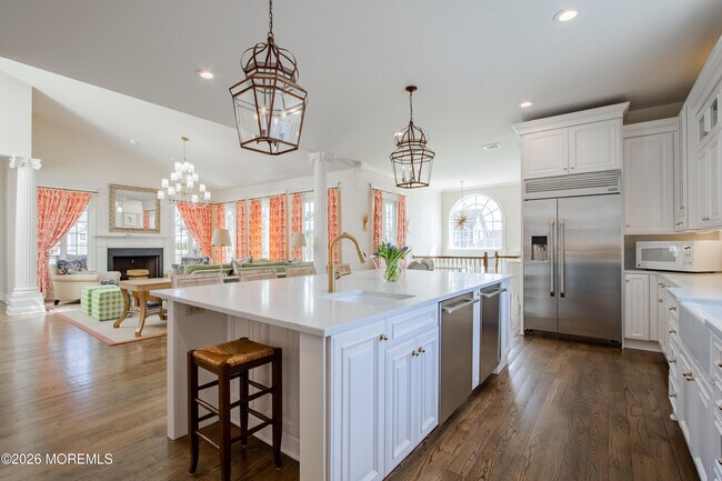 Building Photo - 207 Monmouth Ave