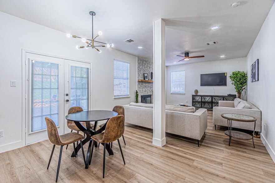 Building Photo - 841 Snapdragon Ln