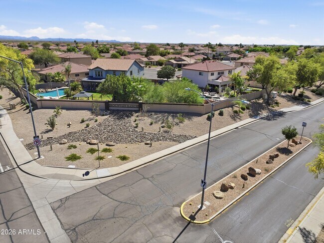Building Photo - 11450 E Quicksilver Ave