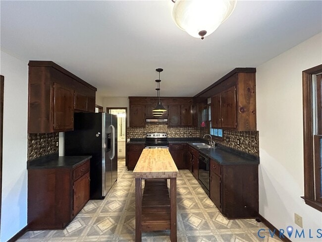 Building Photo - 7502 Native Dancer Dr