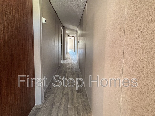 Building Photo - 1413 Cotopaxi St