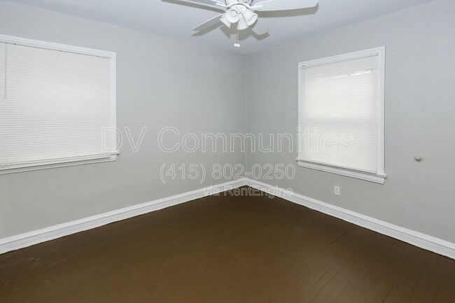 Building Photo - 3579 Riedham Rd