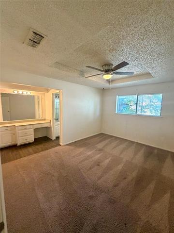 Building Photo - 106 N W Pk Dr
