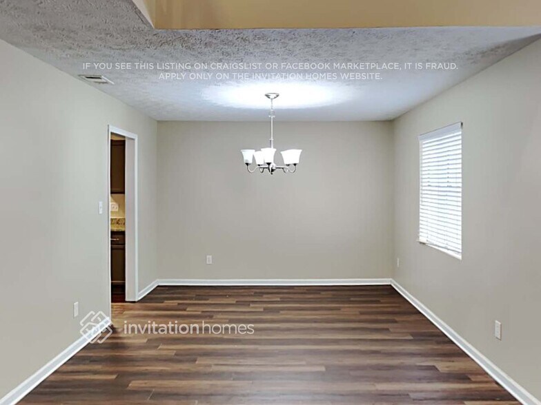 Building Photo - 6611 Crossing Creek Point