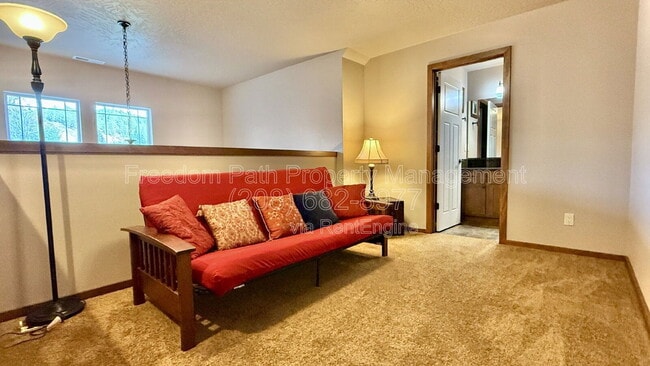 Building Photo - 406 Lundblad Pl