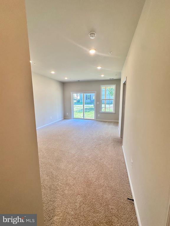 Primary Photo - 108 Spring Bank Way