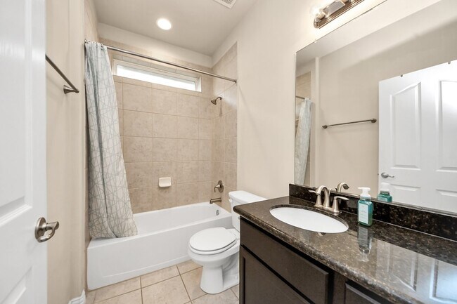 Building Photo - 3058 Winterberry Ln