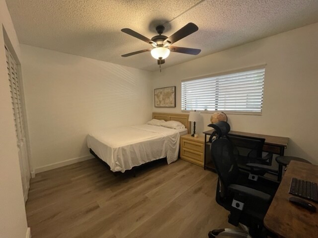 Building Photo - 5160 Las Verdes Cir