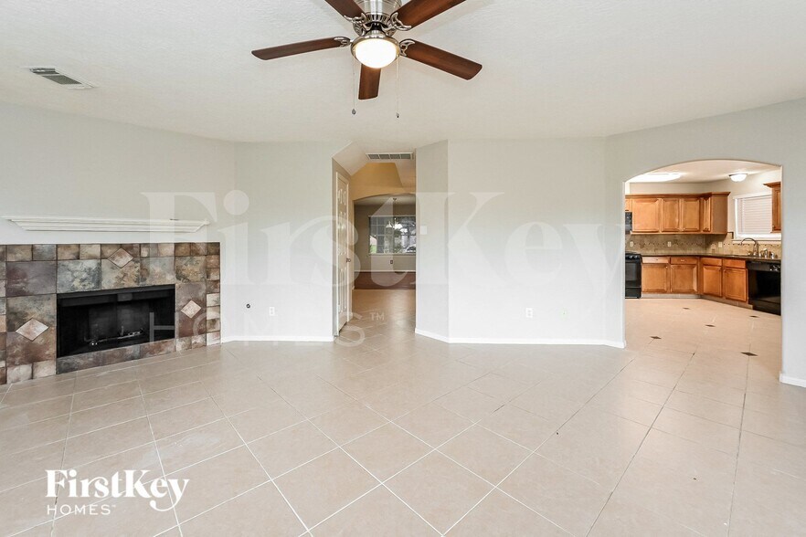 Building Photo - 21602 Skyla Cir