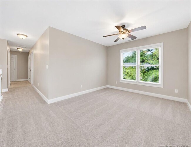 Building Photo - 3010 Metthame Dr