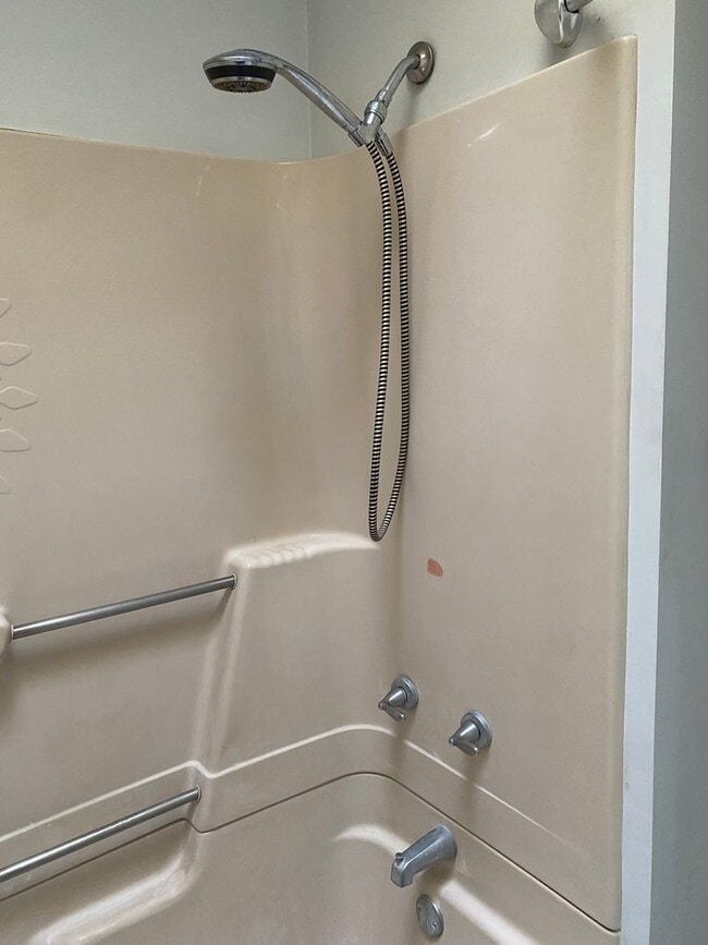 Building Photo - Now Available-3 Bedroom Norristown Rental!