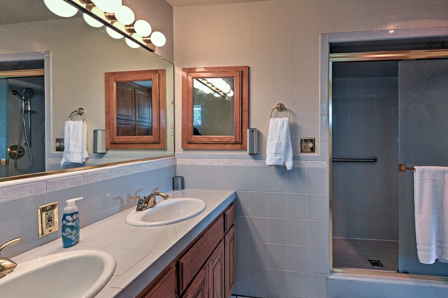 Building Photo - 1280 Rucker Ave