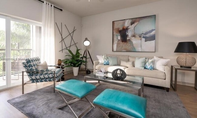 Building Photo - 320 Franklin Club Dr