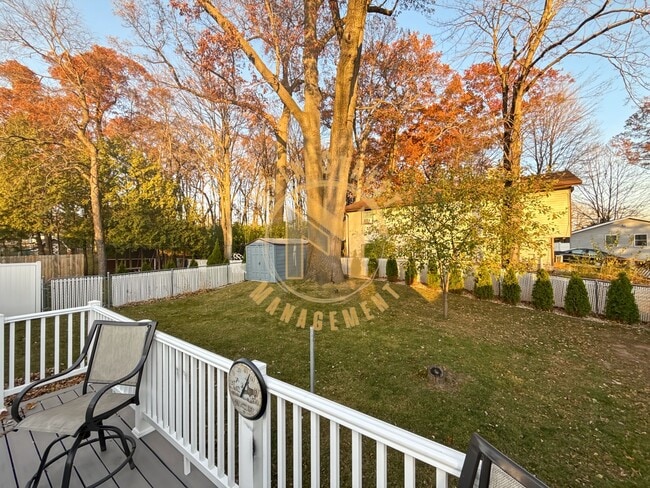 Building Photo - 1433 Baumgart Rd