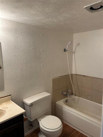 Building Photo - 1826 Legend Dr