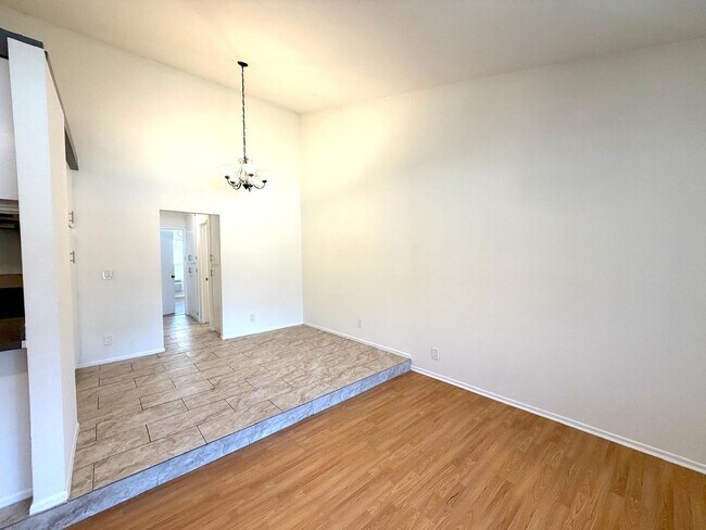 Interior Photo - ind6738