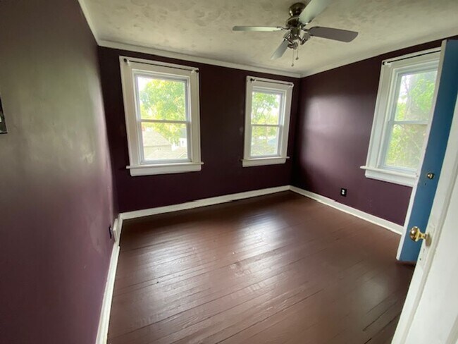 Building Photo - Fenced Yard + Porch in Goodyear Heights—3BR Charmer