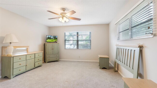 Building Photo - 2201 Lucaya Bend