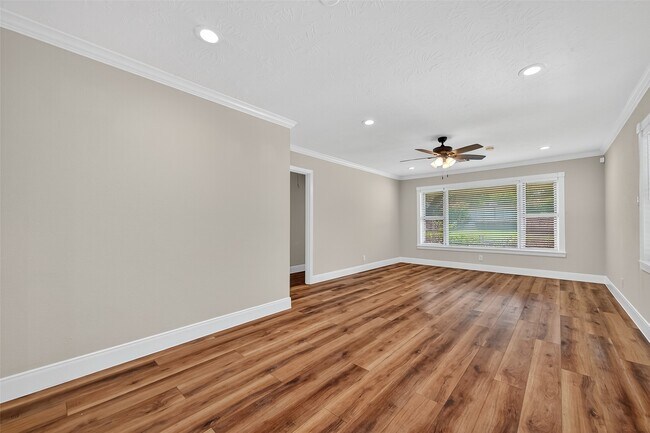Building Photo - 4038 Cheena Dr