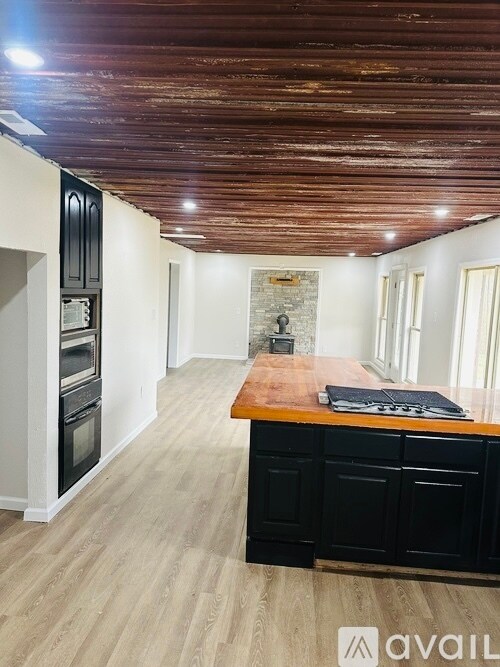 Building Photo - 838 Co Rd 33