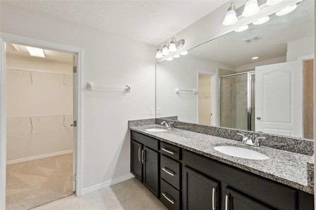 Building Photo - 350 Misty Grove Ln