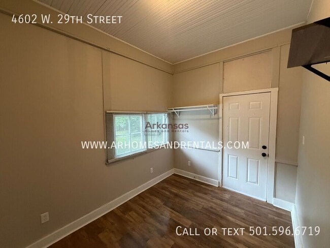 Building Photo - 4602 W 29th St