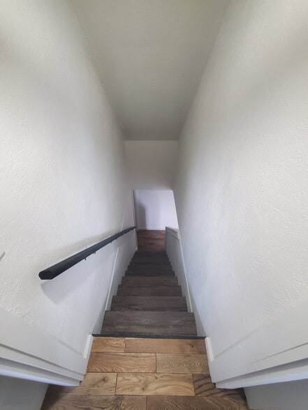 Building Photo - 593 Rivington St