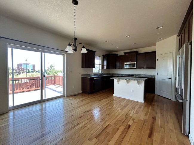Building Photo - Spacious 5-Bedroom House with Large Fenced Yard