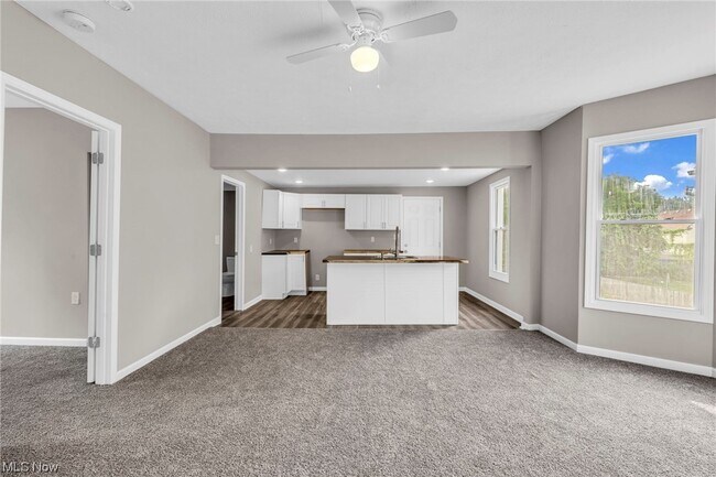 Building Photo - 3874 W 37th St