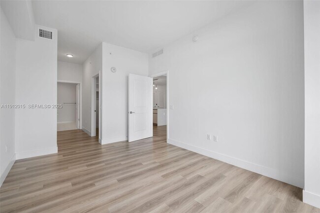 Building Photo - 101 Diplomat Pkwy