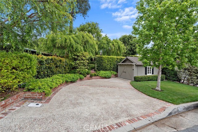 Building Photo - 475 El Bosque