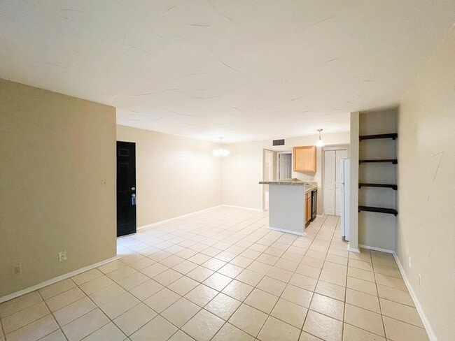 Building Photo - 3018 S 1st St