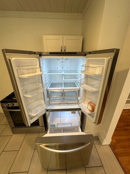 Building Photo - 3342 Bookman Ave